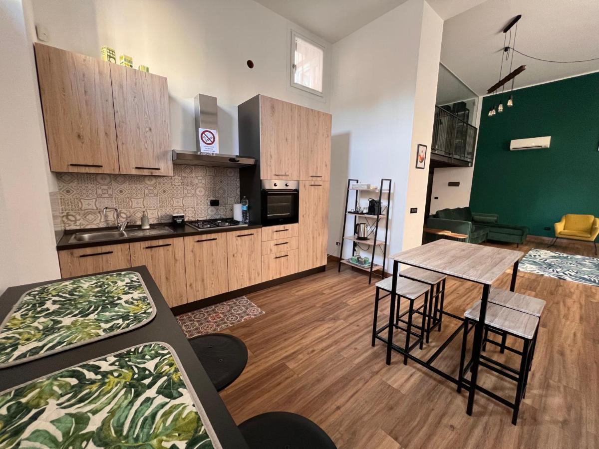Apartamento Openspacemonti82 A Pochi Passi Dal Duomo Di